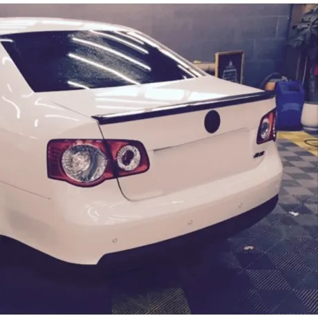 2006-2012 İçin Spoiler - Piano Black